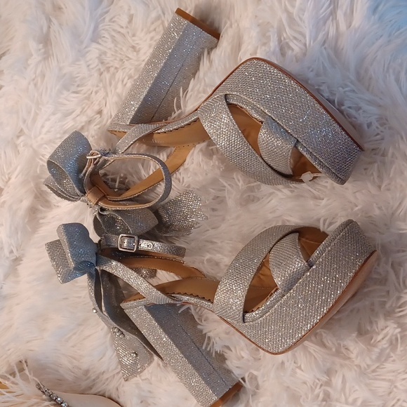 Antonio Melani Nicola bathie x Antonio Melani Lila Bow heels Silver 8M New - Picture 10 of 16